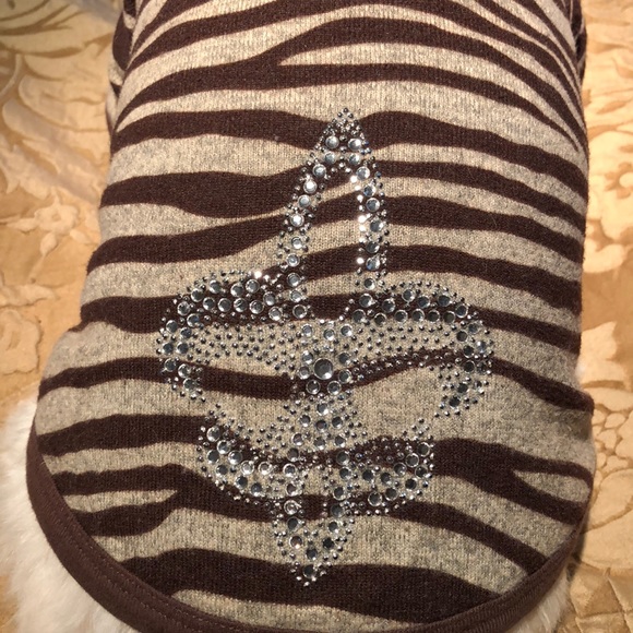 Hip Doggie Hoodie Sweater - Picture 4 of 6